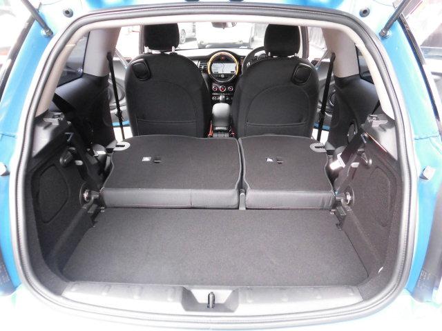 MINI クーパー ペッパーパッケージ F56モデル 第3世代 ターボ 純正ナビ Bluetooth バックカメラ コーナーセンサー 横滑り防止装置 MTモード ETC 15インチアルミホイール キーレス 禁煙車(15枚目)