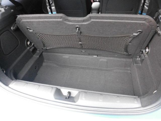 MINI クーパー ペッパーパッケージ F56モデル 第3世代 ターボ 純正ナビ Bluetooth バックカメラ コーナーセンサー 横滑り防止装置 MTモード ETC 15インチアルミホイール キーレス 禁煙車(16枚目)