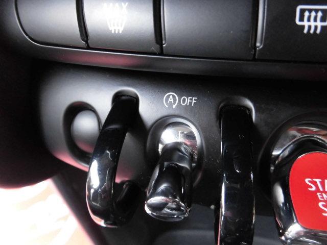 MINI クーパー ペッパーパッケージ F56モデル 第3世代 ターボ 純正ナビ Bluetooth バックカメラ コーナーセンサー 横滑り防止装置 MTモード ETC 15インチアルミホイール キーレス 禁煙車(24枚目)