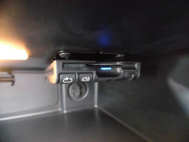 MINI クーパー ペッパーパッケージ F56モデル 第3世代 ターボ 純正ナビ Bluetooth バックカメラ コーナーセンサー 横滑り防止装置 MTモード ETC 15インチアルミホイール キーレス 禁煙車(28枚目)