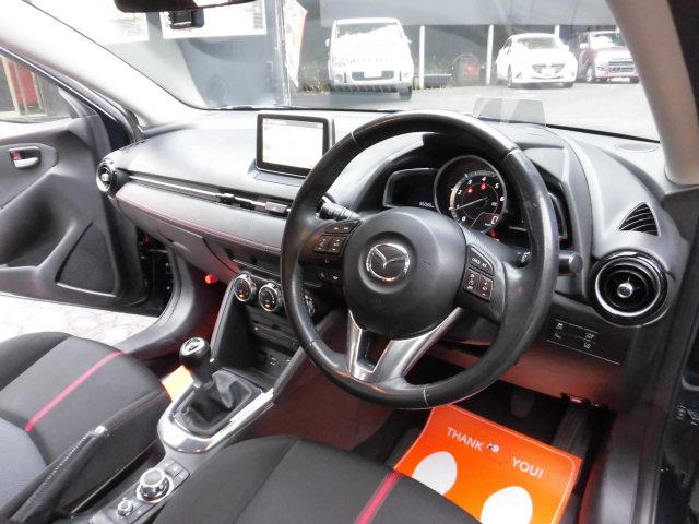 デミオ ＸＤツーリング　セーフティパッケージ　全国ロング保証付　６速ＭＴ　衝突被害軽減システム　マツダコネクトナビ　フルセグＴＶ　バックカメラ　Ｂｌｕｅｔｏｏｔｈ　ドライブレコーダー　クルーズコントロール　オートライト（7枚目）