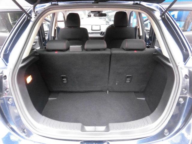 デミオ ＸＤツーリング　セーフティパッケージ　全国ロング保証付　６速ＭＴ　衝突被害軽減システム　マツダコネクトナビ　フルセグＴＶ　バックカメラ　Ｂｌｕｅｔｏｏｔｈ　ドライブレコーダー　クルーズコントロール　オートライト（13枚目）