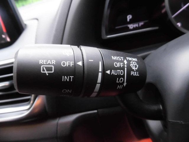 アクセラスポーツ １５ＸＤ　プロアクティブ　セーフティクルーズパッケージ　全国ロング保証付　後期モデル　衝突被害軽減システム　マツダコネクトナビ　フルセグＴＶ　Ｂｌｕｅｔｏｏｔｈ　バックカメラ　アダプティブクルーズコントロール　ＥＴＣ　禁煙車（22枚目）