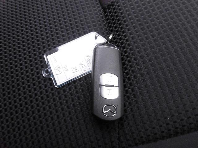 アクセラスポーツ １５ＸＤ　プロアクティブ　セーフティクルーズパッケージ　全国ロング保証付　後期モデル　衝突被害軽減システム　マツダコネクトナビ　フルセグＴＶ　Ｂｌｕｅｔｏｏｔｈ　バックカメラ　アダプティブクルーズコントロール　ＥＴＣ　禁煙車（27枚目）