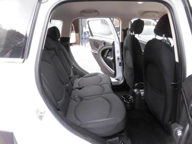 MINI クーパーSD クロスオーバー ナビゲーションパッケージ 後期モデル ディーゼルターボ メーカーオプションナビ フルセグTV Bluetooth バックカメラ USB接続 オートライト ルーフレール HIDヘッドライト 禁煙車(12枚目)