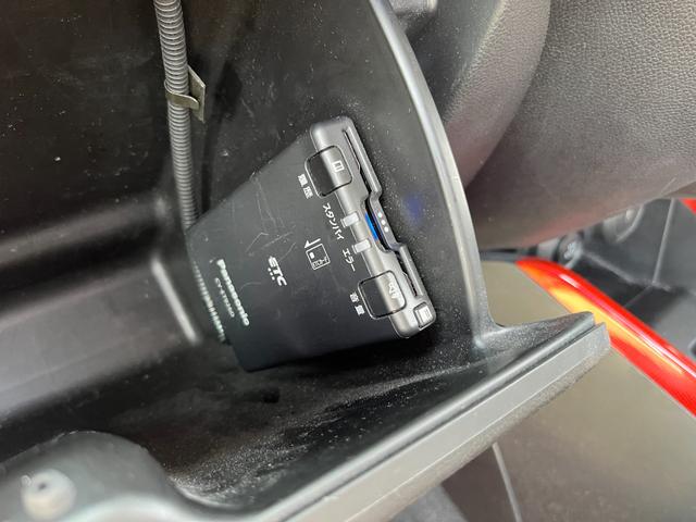 スイフトスポーツ ベースグレード 6MT ナビTV バックモニター 衝突被害軽減システム レーダークルーズ 禁煙車 シートヒーター ドラレコ コーナーセンサー スマートキー LEDヘッドライト ETC オートハイビーム(35枚目)