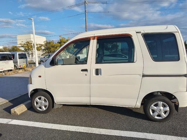 ハイゼットカーゴ スペシャル　コラムオートマ　エアコン　パワステ　車検８年９月まで　タイミングベルト交換済み（6枚目）