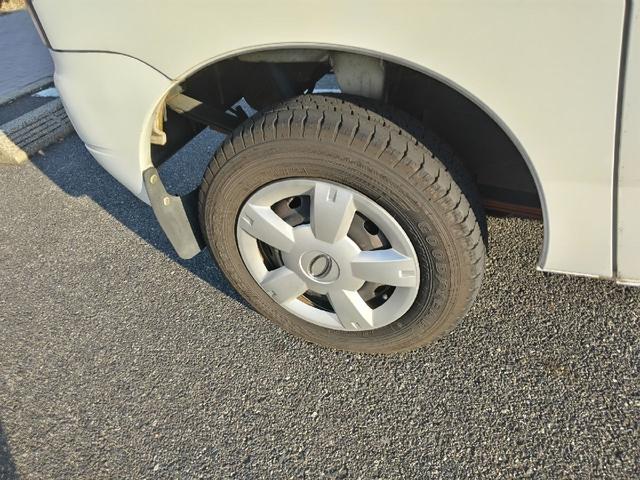 ハイゼットカーゴ スペシャル　コラムオートマ　エアコン　パワステ　車検８年９月まで　タイミングベルト交換済み（25枚目）