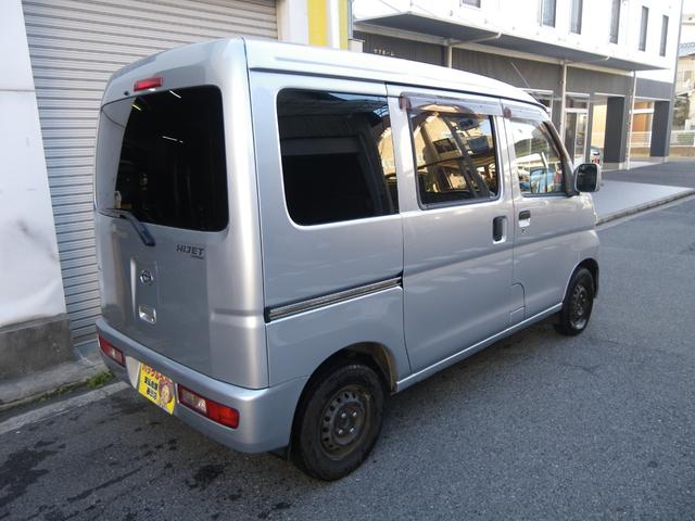 ハイゼットカーゴ クルーズターボ　４ＷＤターボ　Ｔベルチェーン式　キーレス　ハイルーフ　電動ドアミラー　ＧＯＯ鑑定車（7枚目）