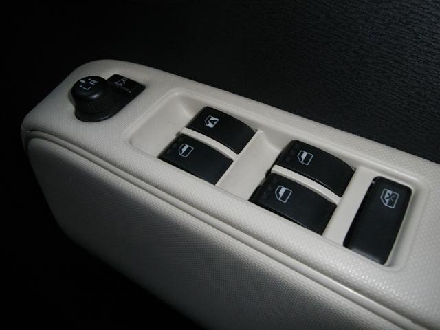 ミラココア ココアX Tベルチェーン スマートキー 社外ナビ フルセグ オートエアコン 電動格納ミラー パワーウィンドウ ベンチシート 14インチホイールキャップ GOO鑑定(24枚目)