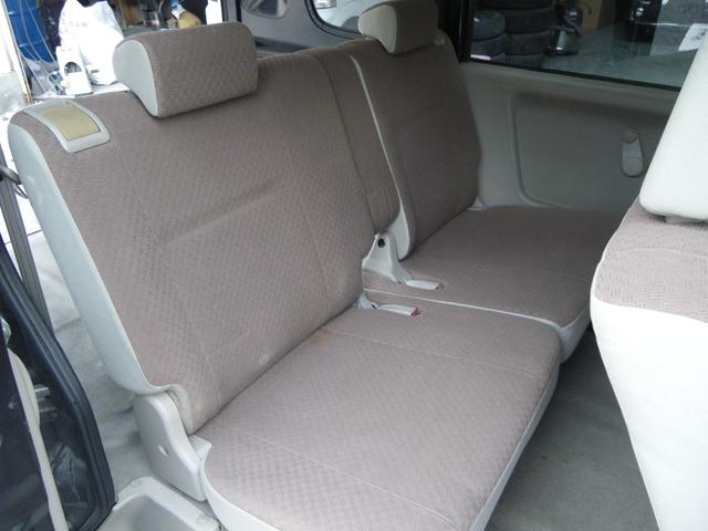 まだまだ綺麗なリアシート！