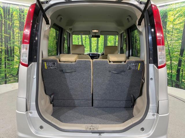 X 禁煙車 CDオーディオ 電動スライドドア スマートキー オートエアコン ヘッドライトレベライザー プライバシーガラス ドアバイザー パワーウィンドウ 電動格納ミラー(28枚目)