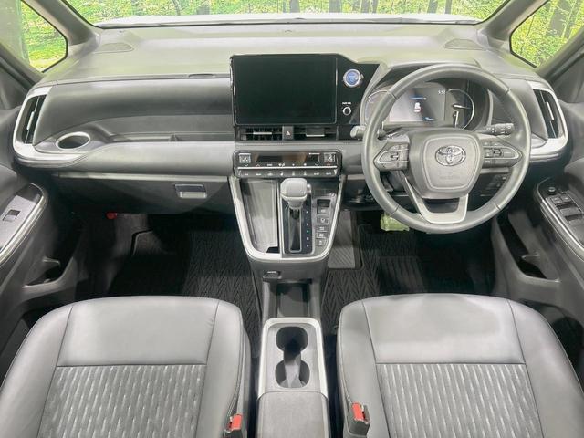 ノア ハイブリッドＳ－Ｚ　純正１０型ナビ　バックカメラ　両側電動ドア　快適利便　サイドステップ　衝突軽減　レーダークルーズ　禁煙車　電動リア　ハーフレザーシート　シートヒーター　１００Ｖ電源　コーナーセンサー　ＬＥＤヘッド（2枚目）