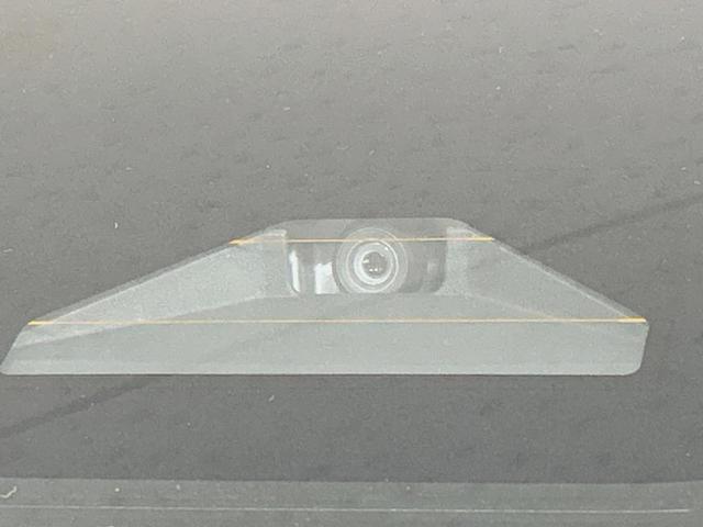 ノア ハイブリッドＳ－Ｚ　純正１０型ナビ　バックカメラ　両側電動ドア　快適利便　サイドステップ　衝突軽減　レーダークルーズ　禁煙車　電動リア　ハーフレザーシート　シートヒーター　１００Ｖ電源　コーナーセンサー　ＬＥＤヘッド（5枚目）