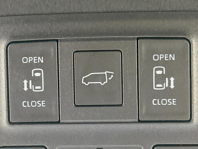 ノア ハイブリッドＳ－Ｚ　純正１０型ナビ　バックカメラ　両側電動ドア　快適利便　サイドステップ　衝突軽減　レーダークルーズ　禁煙車　電動リア　ハーフレザーシート　シートヒーター　１００Ｖ電源　コーナーセンサー　ＬＥＤヘッド（7枚目）