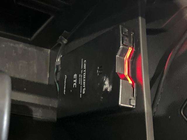 アルトラパン ＸＬ　シートヒーター　ＥＴＣ　オートエアコン　純正１４インチアルミ　Ｂｌｕｅｔｏｏｔｈ　ＣＤ　ＤＶＤ再生　ブルーレイ再生　地デジ（6枚目）