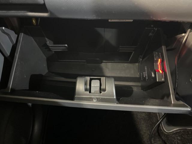 アルトラパン ＸＬ　シートヒーター　ＥＴＣ　オートエアコン　純正１４インチアルミ　Ｂｌｕｅｔｏｏｔｈ　ＣＤ　ＤＶＤ再生　ブルーレイ再生　地デジ（46枚目）