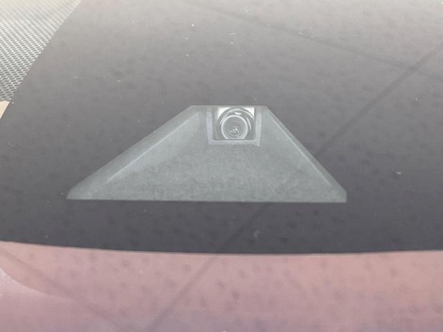 プリウス A サンルーフ フルエアロ 全周囲カメラ 衝突被害軽減システム レーダークルーズ パワーシート コーナーセンサー LEDヘッド ビルトインETC オートハイビーム 車線逸脱警報 ワンオーナー(5枚目)