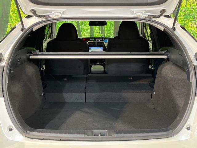 プリウス A サンルーフ フルエアロ 全周囲カメラ 衝突被害軽減システム レーダークルーズ パワーシート コーナーセンサー LEDヘッド ビルトインETC オートハイビーム 車線逸脱警報 ワンオーナー(13枚目)