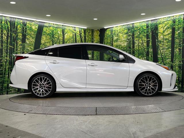 プリウス A サンルーフ フルエアロ 全周囲カメラ 衝突被害軽減システム レーダークルーズ パワーシート コーナーセンサー LEDヘッド ビルトインETC オートハイビーム 車線逸脱警報 ワンオーナー(27枚目)