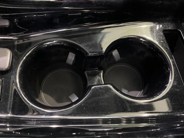 プリウス A サンルーフ フルエアロ 全周囲カメラ 衝突被害軽減システム レーダークルーズ パワーシート コーナーセンサー LEDヘッド ビルトインETC オートハイビーム 車線逸脱警報 ワンオーナー(52枚目)