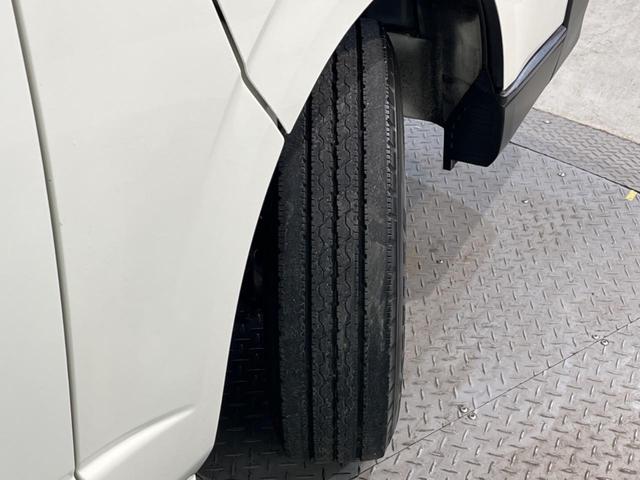 ハイエースバン ロングジャストローDX SDナビ フルセグ バックカメラ ETC エアコン キーレスキー プライバシーガラス パワーウィンドウ 盗難防止装置(25枚目)