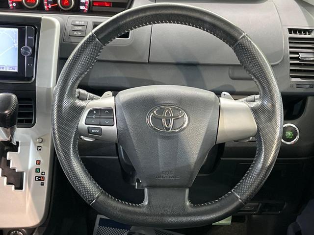 ノア Si 純正SDナビ 後席モニター バックカメラ 禁煙車 スマートキー HIDヘッド ナビ連動ETC オートライト オートエアコン 純正16インチアルミ Bluetooth フルセグ HIDフォグ(14枚目)