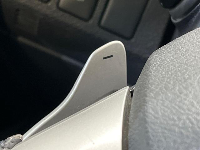 ノア Si 純正SDナビ 後席モニター バックカメラ 禁煙車 スマートキー HIDヘッド ナビ連動ETC オートライト オートエアコン 純正16インチアルミ Bluetooth フルセグ HIDフォグ(37枚目)