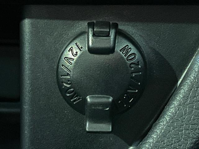 ノア Si 純正SDナビ 後席モニター バックカメラ 禁煙車 スマートキー HIDヘッド ナビ連動ETC オートライト オートエアコン 純正16インチアルミ Bluetooth フルセグ HIDフォグ(41枚目)