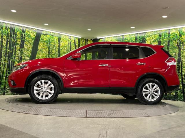 エクストレイル ２０Ｘ　エマージェンシーブレーキパッケージ　４ＷＤ　純正ＳＤナビ　バックカメラ　禁煙車　ハーフレザーシート　スマートキー　ナビ連動ＥＴＣ　オートエアコン　純正１７インチアルミ　Ｂｌｕｅｔｏｏｔｈ　ＤＶＤ再生（40枚目）