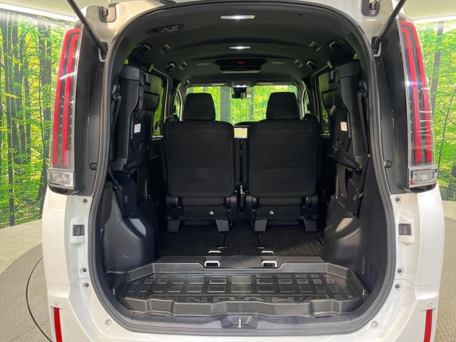 ノア G 両側電動ドア 純正SDナビ 後席モニター バックカメラ 衝突被害軽減システム 禁煙車 前席シートエアコン スマートキー LEDヘッド ナビ連動ETC クルコン オートライト オートエアコン(14枚目)