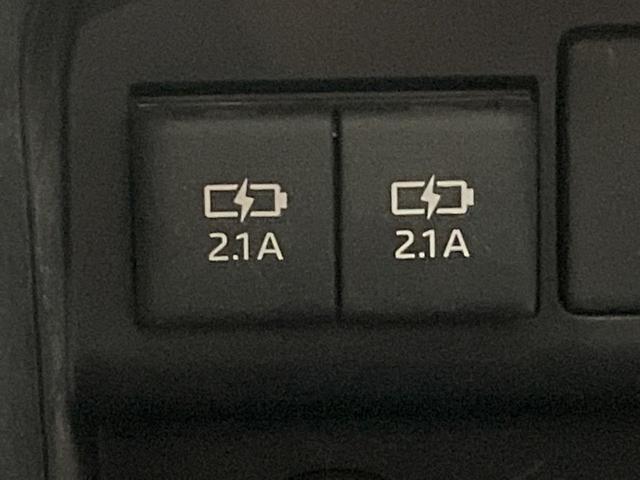 ノア G 両側電動ドア 純正SDナビ 後席モニター バックカメラ 衝突被害軽減システム 禁煙車 前席シートエアコン スマートキー LEDヘッド ナビ連動ETC クルコン オートライト オートエアコン(45枚目)