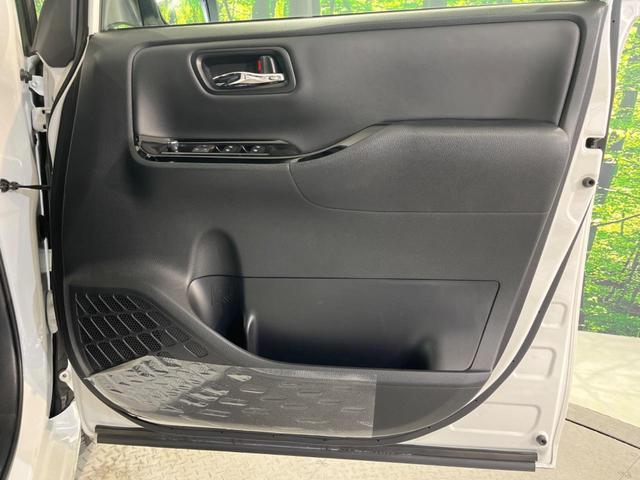 ノア G 両側電動ドア 純正SDナビ 後席モニター バックカメラ 衝突被害軽減システム 禁煙車 前席シートエアコン スマートキー LEDヘッド ナビ連動ETC クルコン オートライト オートエアコン(54枚目)