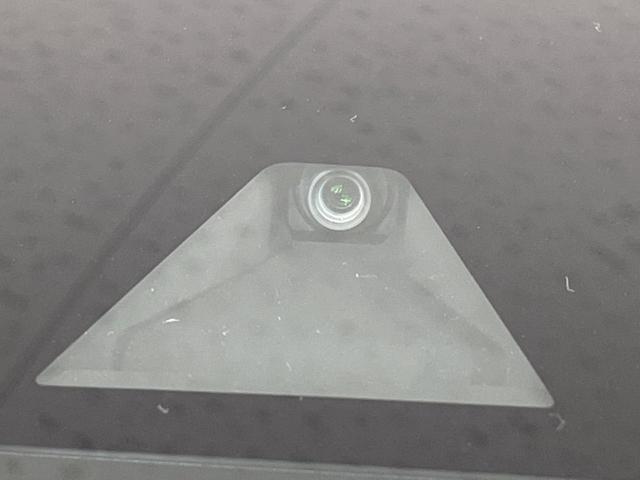 ノート e-パワーニスモ S インテリジェントエマージェンシーブレーキ インテリジェントクルーズコントロール ETC 車線逸脱警報 スマートキー オートエアコン LEDヘッドライト 純正革巻きステアリング(3枚目)