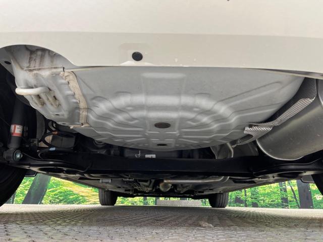 ノート メダリスト X インテリジェントエマージェンシーブレーキ 純正ナビゲーション アラウンドビューモニター ドライブレコーダー ETC スマートキー 純正革巻きステアリング アイドリングストップ(20枚目)