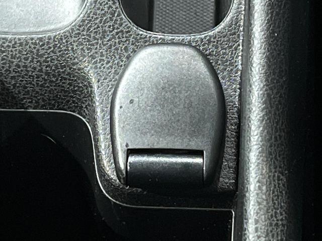 ノート メダリスト X インテリジェントエマージェンシーブレーキ 純正ナビゲーション アラウンドビューモニター ドライブレコーダー ETC スマートキー 純正革巻きステアリング アイドリングストップ(54枚目)