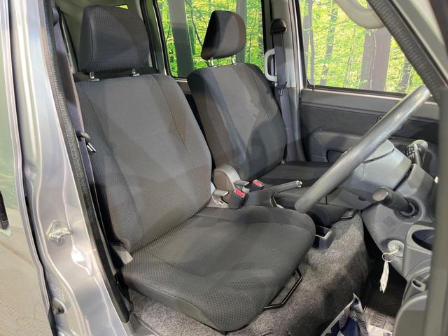 ハイゼットカーゴ クルーズ　５５ｔｈアニバーサリーゴールドエディション　エアコン　ＣＤ再生　電動格納ミラー　衝突安全ボディ　プライバシーガラス　ドアバイザー　パワーステアリングｊ　パワーウィンドウ　運転席エアバック　助手席エアバック（6枚目）