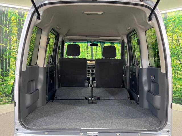 ハイゼットカーゴ クルーズ　５５ｔｈアニバーサリーゴールドエディション　エアコン　ＣＤ再生　電動格納ミラー　衝突安全ボディ　プライバシーガラス　ドアバイザー　パワーステアリングｊ　パワーウィンドウ　運転席エアバック　助手席エアバック（8枚目）