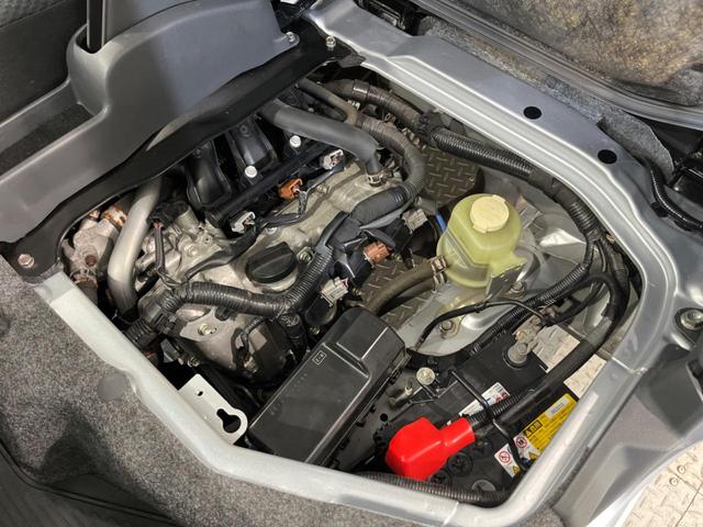 ハイゼットカーゴ クルーズ　５５ｔｈアニバーサリーゴールドエディション　エアコン　ＣＤ再生　電動格納ミラー　衝突安全ボディ　プライバシーガラス　ドアバイザー　パワーステアリングｊ　パワーウィンドウ　運転席エアバック　助手席エアバック（21枚目）