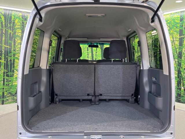 ハイゼットカーゴ クルーズ　５５ｔｈアニバーサリーゴールドエディション　エアコン　ＣＤ再生　電動格納ミラー　衝突安全ボディ　プライバシーガラス　ドアバイザー　パワーステアリングｊ　パワーウィンドウ　運転席エアバック　助手席エアバック（32枚目）