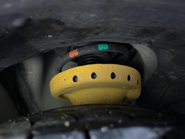 レヴォーグ 2.0GT-Sアイサイト 4WD バックカメラ 衝突被害軽減システム レーダークルーズ ハーフレザーシート パワーシート LEDヘッド ビルトインETC オートハイビーム オートライト デュアルエアコン Bluetooth(22枚目)