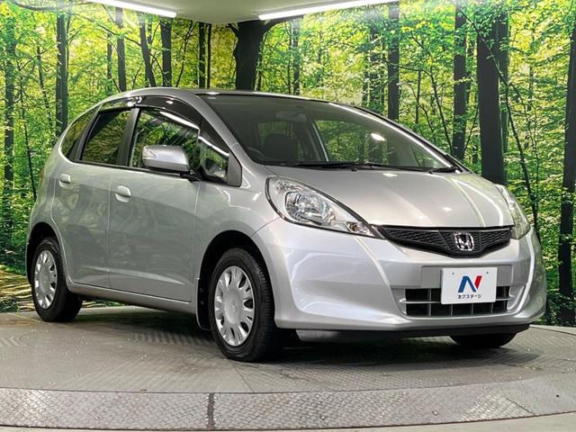 高透明度のガラス皮膜で撥水はもちろん、上質なツヤ・光沢を実現。紫外線や酸性雨から大切な愛車を保護し、色あせ・劣化を防止。「弾スプラッシュコート」、「弾プリミッサコート」からお選びいただけます。