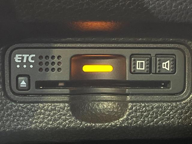 Ｎ－ＢＯＸカスタム Ｇ・Ｌホンダセンシング　禁煙車　ナビ　フルセグ　両側電動スライドドア　ＨＩＤヘッドライト　ＡＵＴＯエアコン　スマートキー　ＥＴＣ　バックカメラ　衝突被害軽減システム　レーダークルーズ　ドライブレコーダー　衝突安全ボディ（5枚目）