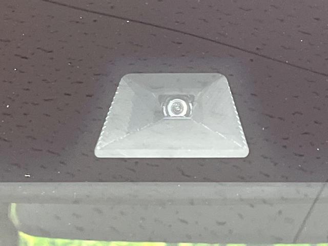 Ｎ－ＢＯＸカスタム Ｇ・Ｌホンダセンシング　禁煙車　ナビ　フルセグ　両側電動スライドドア　ＨＩＤヘッドライト　ＡＵＴＯエアコン　スマートキー　ＥＴＣ　バックカメラ　衝突被害軽減システム　レーダークルーズ　ドライブレコーダー　衝突安全ボディ（6枚目）