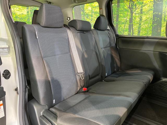 ノア Ｘ　トヨタセーフティセンス　両側電動スライドドア　純正ナビゲーション　バックカメラ　クルーズコントロール　ＥＴＣ　ＬＥＤヘッドライト　スマートキー　アイドリングストップ機能（10枚目）