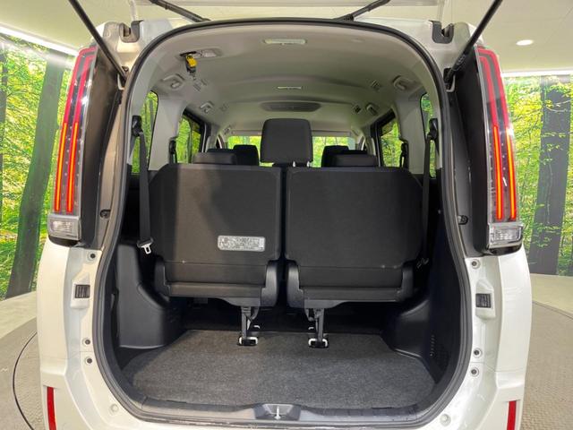 ノア Ｘ　トヨタセーフティセンス　両側電動スライドドア　純正ナビゲーション　バックカメラ　クルーズコントロール　ＥＴＣ　ＬＥＤヘッドライト　スマートキー　アイドリングストップ機能（42枚目）