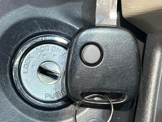 フレア ＸＧ　禁煙車　５ＭＴ車　ナビゲーション　バックカメラ　電動格納ドアミラー　アイドリングストップ機能　オートエアコン　キーレス（7枚目）