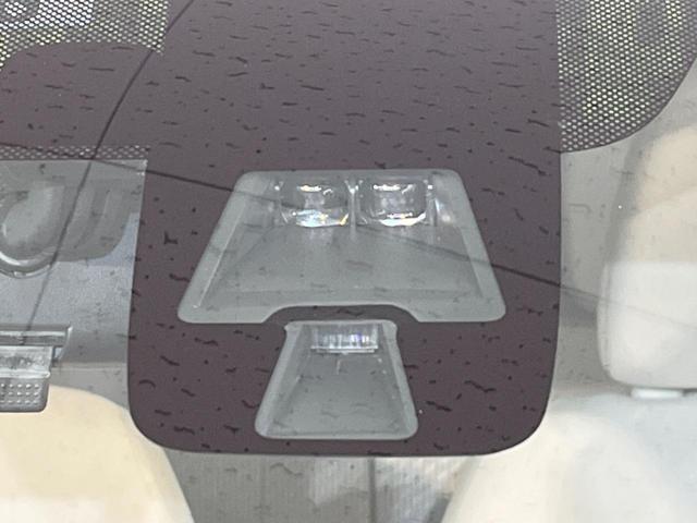 デイズ Ｓ　衝突軽減ブレーキ　エアコン　キーレスキー　電動格納ミラー　アイドリングストップ　横滑り防止装置　盗難防止装置　プライバシーガラス　オーディオ（3枚目）