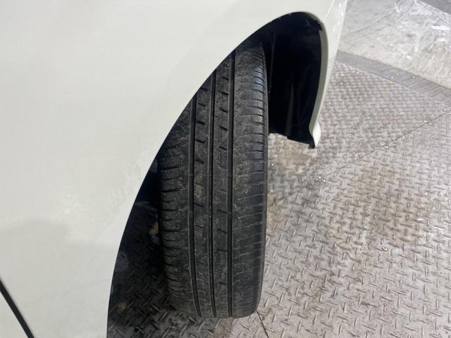 スペーシアカスタム ハイブリッドXSターボ 両側電動ドア SDナビ バックカメラ 衝突被害軽減システム ハーフレザーシート シートヒーター ドラレコ LEDヘッド ETC クルコン 純正15インチアルミ 車線逸脱警報 オートライト(28枚目)