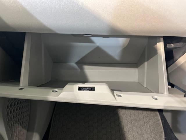 パッソ Ｘ　ＬパッケージＳ　純正ＳＤナビ　バックカメラ　衝突被害軽減システム　禁煙車　ドラレコ　ビルトインＥＴＣ　デュアルエアコン　Ｂｌｕｅｔｏｏｔｈ　ＣＤ　地デジ（53枚目）